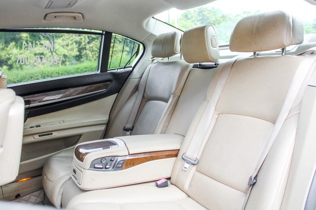 Second-hand 2011 BMW 7 Series 730Ld for sale in Lucknow-11