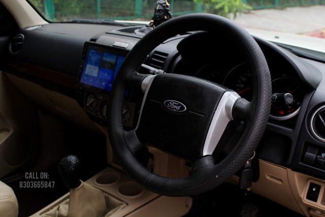 Second-hand 2013 Ford Endeavour 2.5L 4X2 MT for sale in Lucknow-15