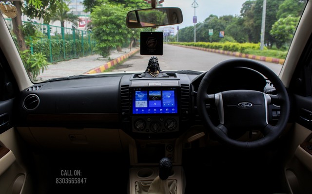 Second-hand 2013 Ford Endeavour 2.5L 4X2 MT for sale in Lucknow-24