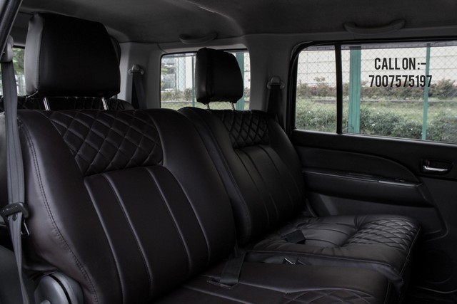 Second-hand 2014 Ford Endeavour 2.5L 4X2 MT for sale in Lucknow-8