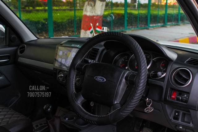 Second-hand 2014 Ford Endeavour 2.5L 4X2 MT for sale in Lucknow-10