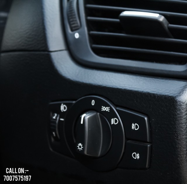 Second-hand 2013 BMW X1 sDrive 20d xLine for sale in Lucknow-20