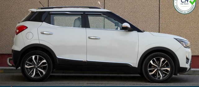 Second-hand 2020 Mahindra XUV300 W8 Diesel BSIV for sale in Lucknow-9