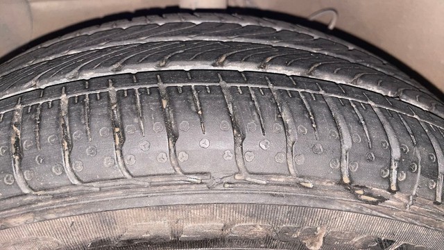 Second-hand 2022 Hyundai Aura SX Plus AMT Diesel for sale in Bangalore-35