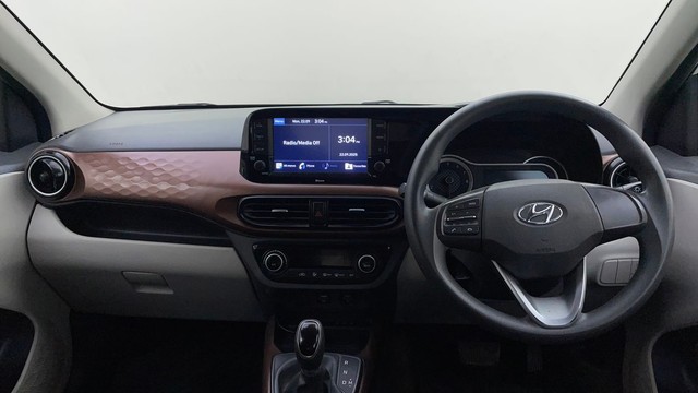 Second-hand 2022 Hyundai Aura SX Plus AMT Diesel for sale in Bangalore-11