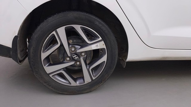 Second-hand 2022 Hyundai Aura SX Plus AMT Diesel for sale in Bangalore-18