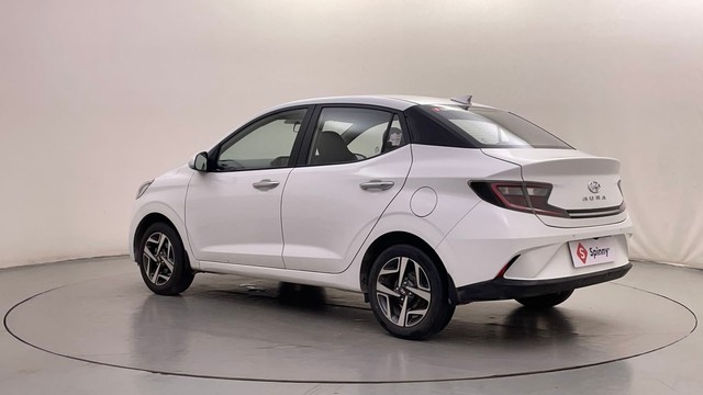 Second-hand 2022 Hyundai Aura SX Plus AMT Diesel for sale in Bangalore-5