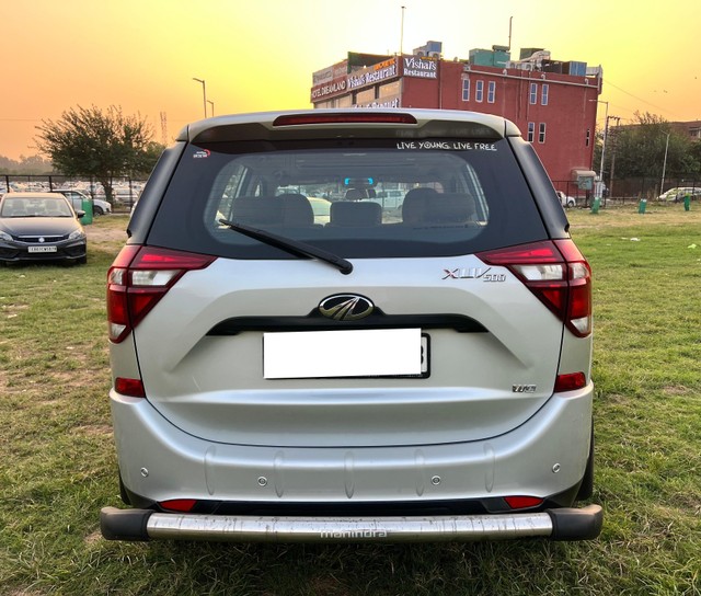 Second-hand 2019 Mahindra XUV500 W9 2WD for sale in Patiala-1