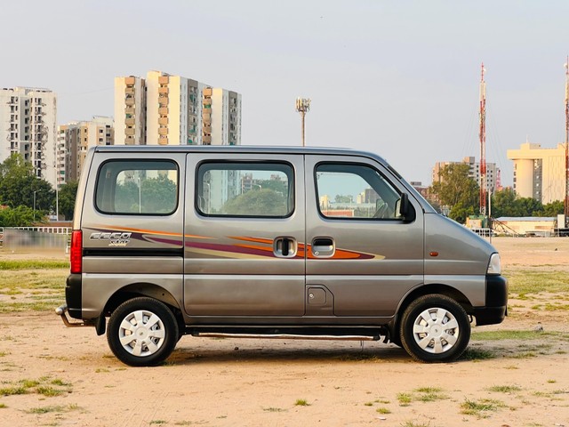 Second-hand 2017 Maruti Eeco 5 Seater AC BSIV for sale in Ahmedabad-1