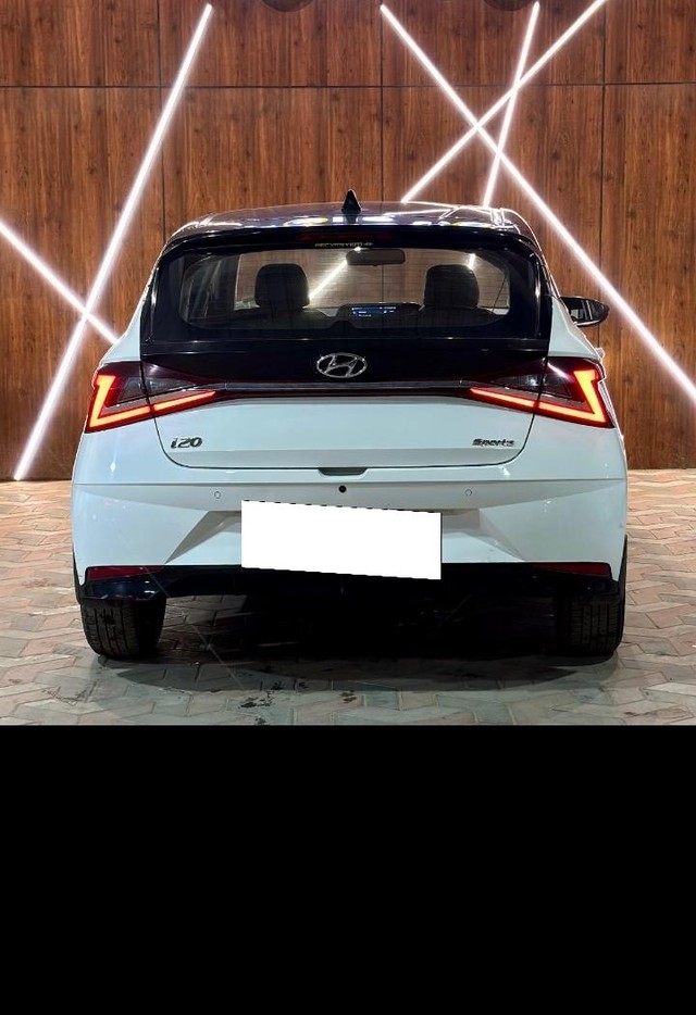 Second-hand 2021 Hyundai i20 Sportz IVT BSVI for sale in Madurai-2