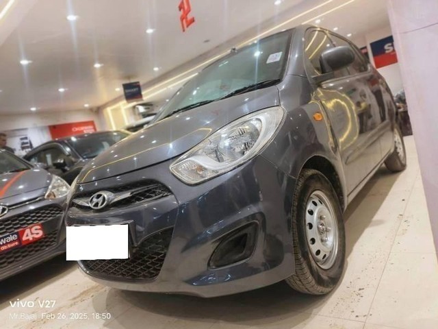 Second-hand 2014 Hyundai i10 Magna 1.1L for sale in Kanpur-3