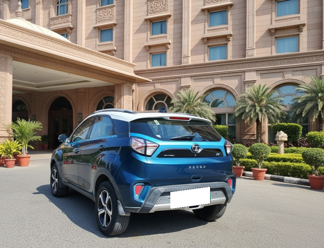 Second-hand 2021 Tata Nexon EV XZ Plus for sale in New Delhi-8