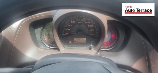 Second-hand 2013 Honda Amaze VX Diesel for sale in Vellore-5