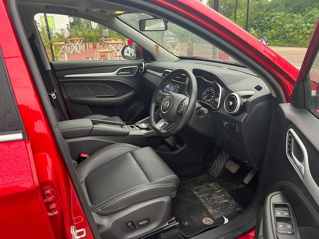 Second-hand 2021 MG ZS EV Exclusive for sale in Indore-9