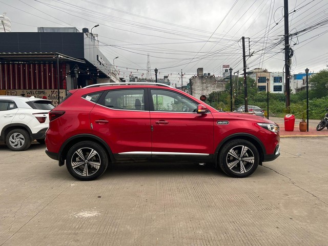 Second-hand 2021 MG ZS EV Exclusive for sale in Indore-1