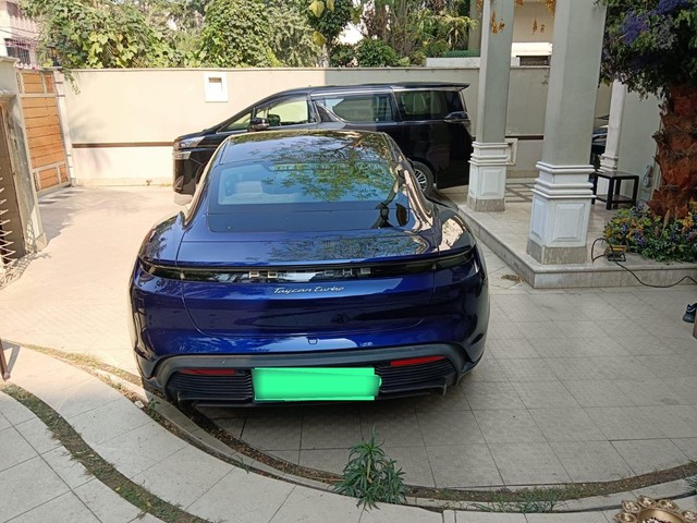 Second-hand 2022 Porsche Taycan Turbo 2022-2024 for sale in New Delhi-2