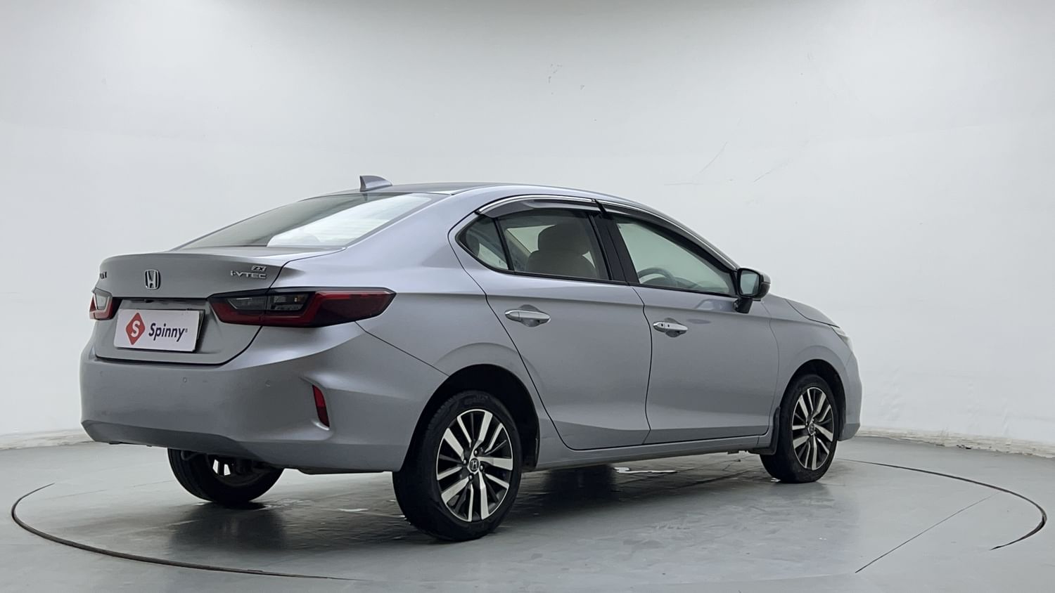 Buy Used Honda City ZX MT of 2021 model @ 9,45,000 INR in Noida