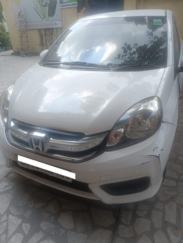 Second-hand 2017 Honda Amaze S Petrol BSIV for sale in Ghaziabad