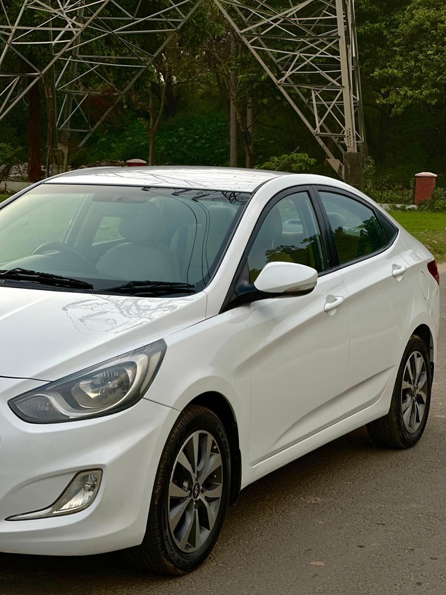 Second-hand 2013 Hyundai Verna 1.6 SX for sale in Chandigarh-4