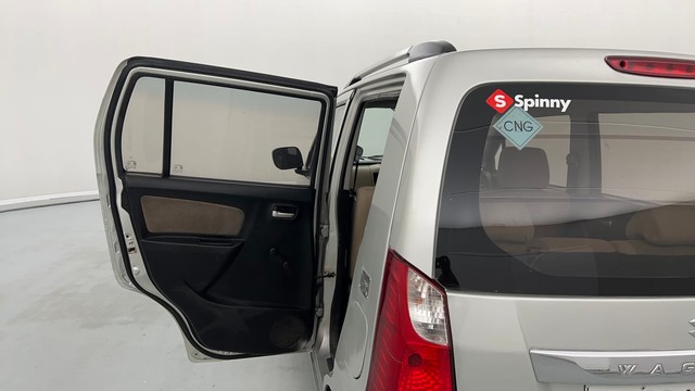 Second-hand 2018 Maruti Wagon R CNG LXI for sale in Kanpur-29
