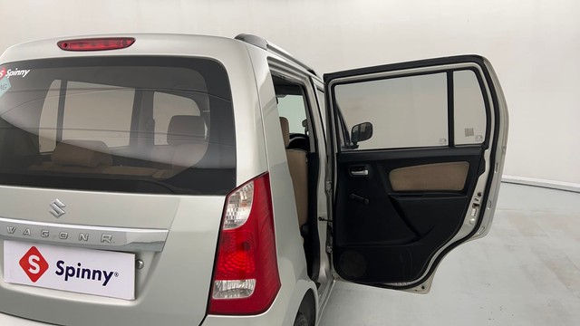 Second-hand 2018 Maruti Wagon R CNG LXI for sale in Kanpur-28