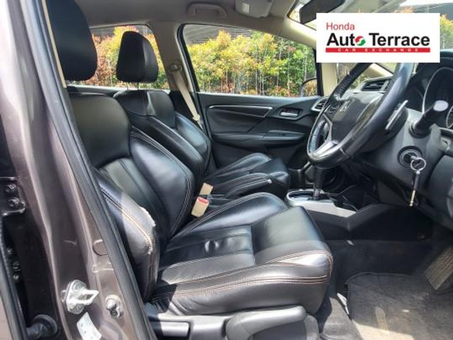 Second-hand 2015 Honda Jazz V CVT for sale in Ernakulam-6