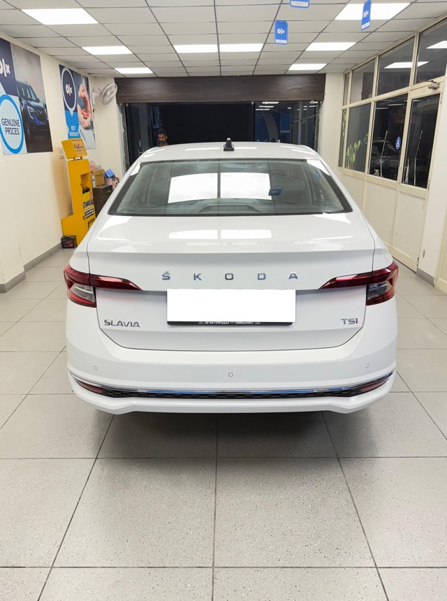Second-hand 2023 Skoda Slavia 1.5 TSI Style DSG for sale in Amritsar-2