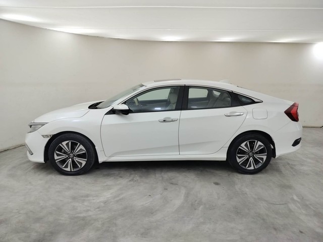 Second-hand 2019 Honda Civic ZX Diesel for sale in Coimbatore-6