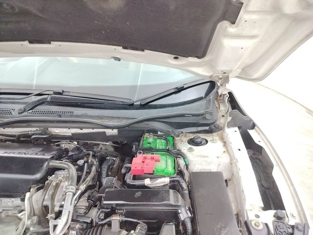 Second-hand 2019 Honda Civic ZX Diesel for sale in Coimbatore-36