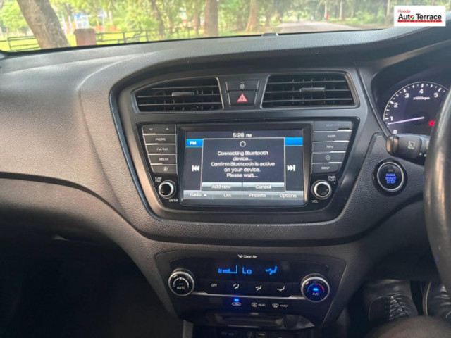 Second-hand 2014 Hyundai i20 Asta 1.4 CRDi for sale in Mohali-2