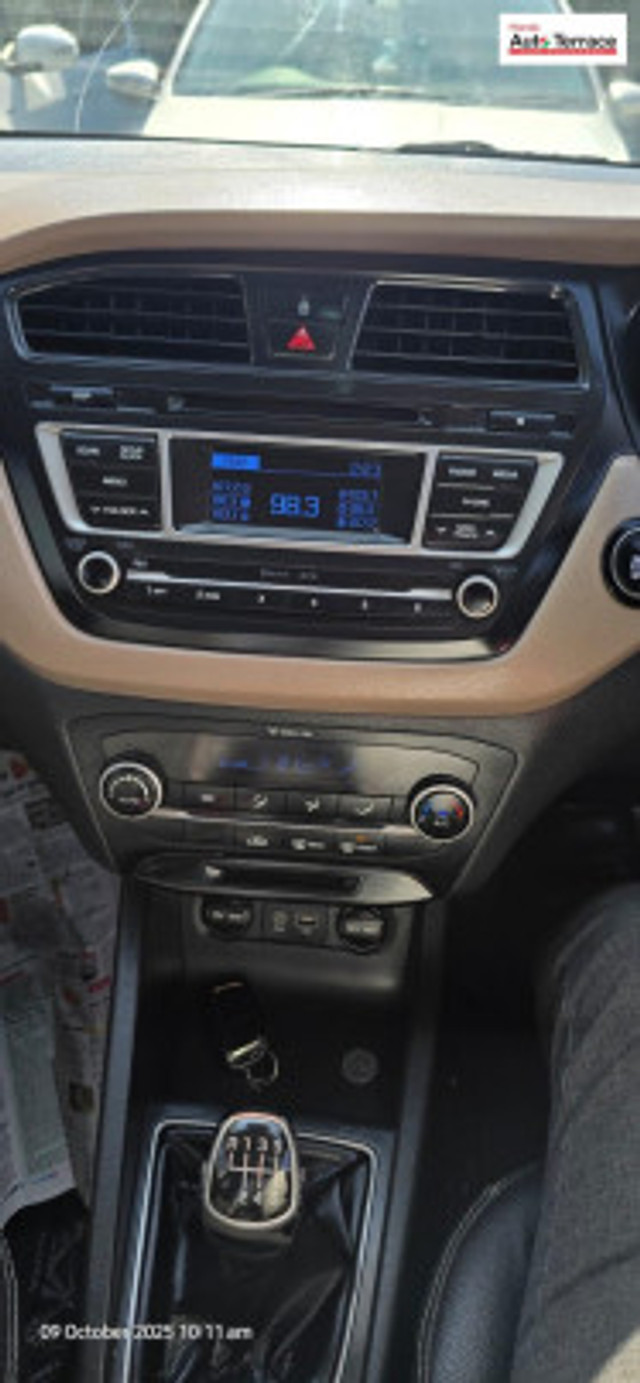 Second-hand 2014 Hyundai i20 Asta 1.4 CRDi for sale in Mohali-7