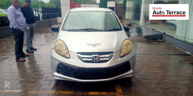 Honda Amaze S Diesel Second-hand 2013 Honda Amaze S Diesel for sale in Ahmedabad