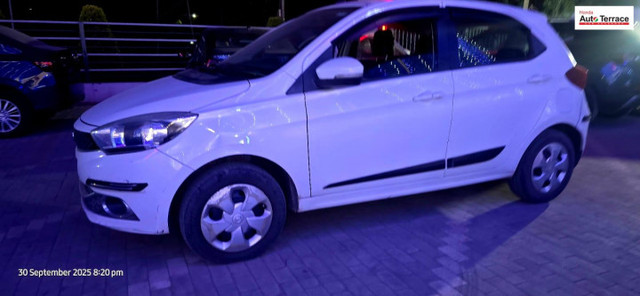 Second-hand 2017 Tata Tiago XZ for sale in Mohali-6