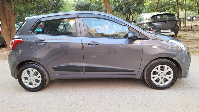 Second-hand 2016 Hyundai Grand i10 Magna for sale in Gurgaon-8
