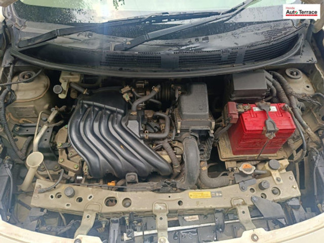 Second-hand 2013 Renault Scala RxL for sale in Mumbai-13