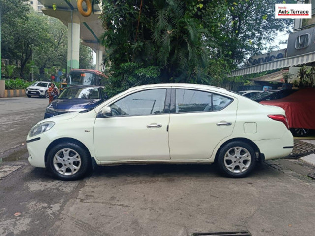 Second-hand 2013 Renault Scala RxL for sale in Mumbai-4