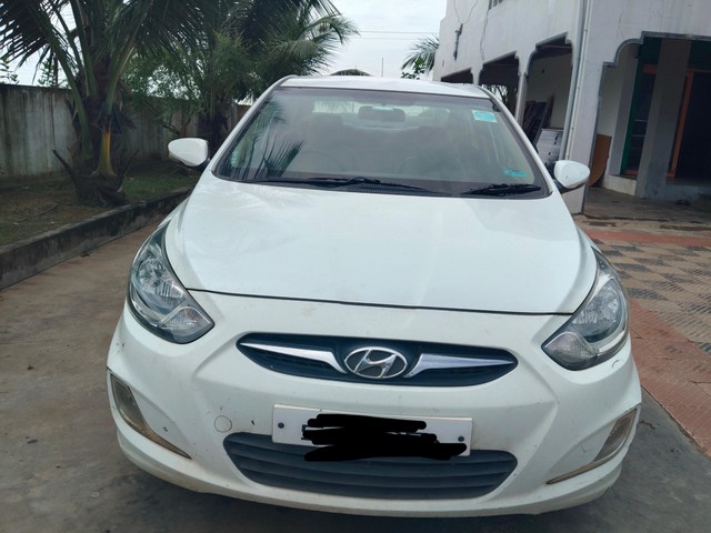 Second-hand 2011 Hyundai Verna 1.6 CRDI for sale in Srikakulam-3
