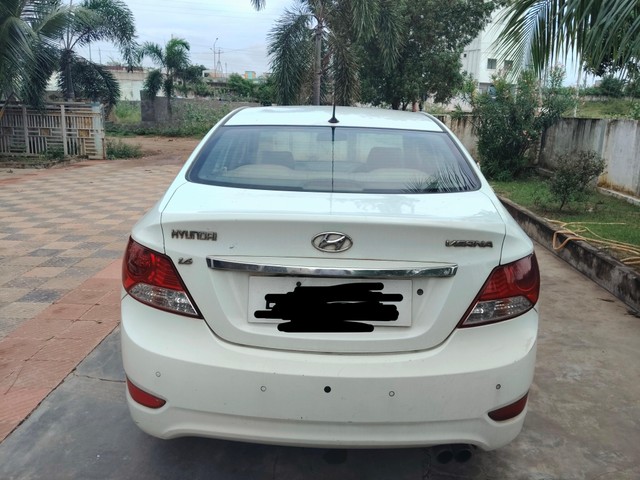 Second-hand 2011 Hyundai Verna 1.6 CRDI for sale in Srikakulam-1