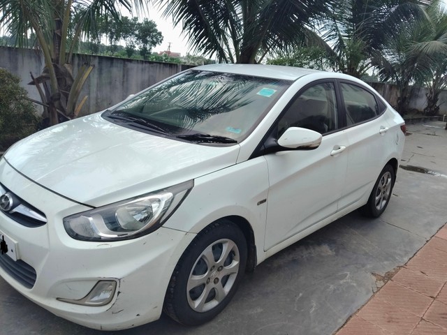 Second-hand 2011 Hyundai Verna 1.6 CRDI for sale in Srikakulam-2
