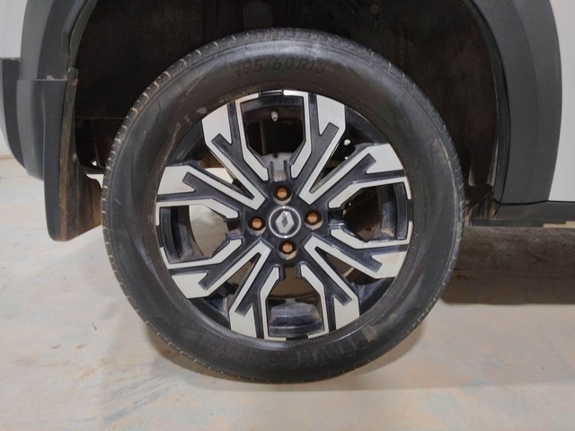 Renault Kiger RXZ Turbo CVT Second-hand 2021 Renault Kiger RXZ Turbo CVT for sale in Kochi-18