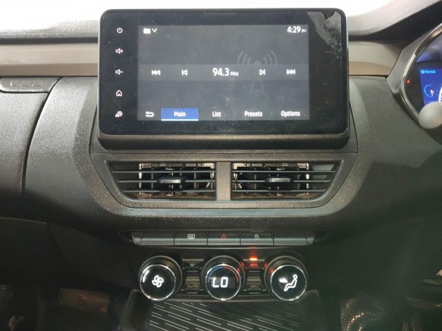 Renault Kiger RXZ Turbo CVT Second-hand 2021 Renault Kiger RXZ Turbo CVT for sale in Kochi-30