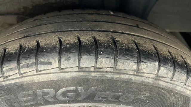 Second-hand 2019 Hyundai Santro Asta for sale in Ahmedabad-24