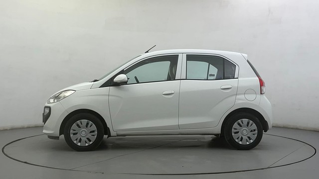 Second-hand 2019 Hyundai Santro Asta for sale in Ahmedabad-6