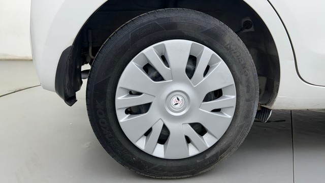 Second-hand 2019 Hyundai Santro Asta for sale in Ahmedabad-18