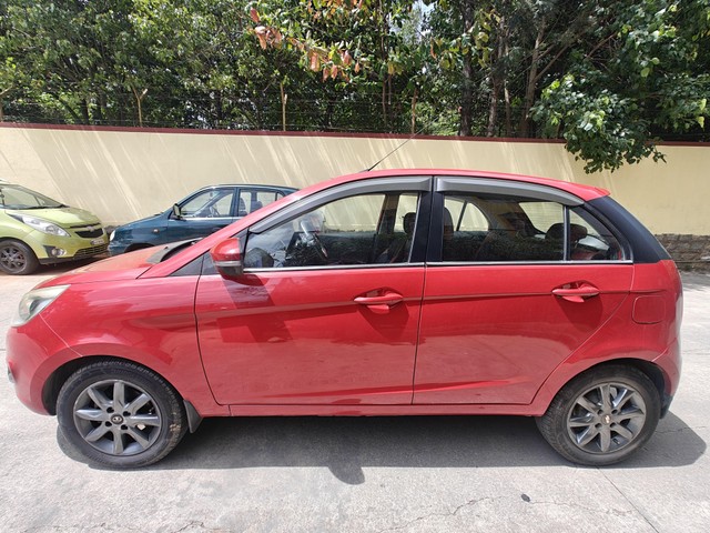 Second-hand 2015 Tata Bolt Revotron XT for sale in Bangalore-2