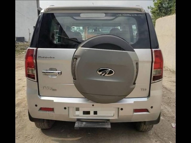 Second-hand 2018 Mahindra TUV 300 T10 Dual Tone for sale in Dehradun-1
