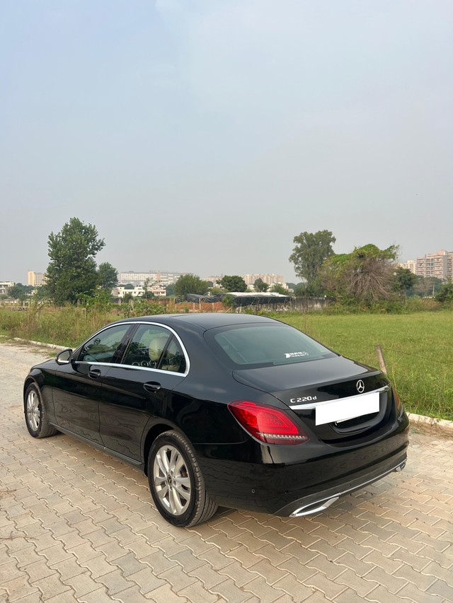 Mercedes-Benz C-Class Progressive C 220d Second-hand 2020 Mercedes-Benz C-Class Progressive C 220d for sale in Chandigarh-8
