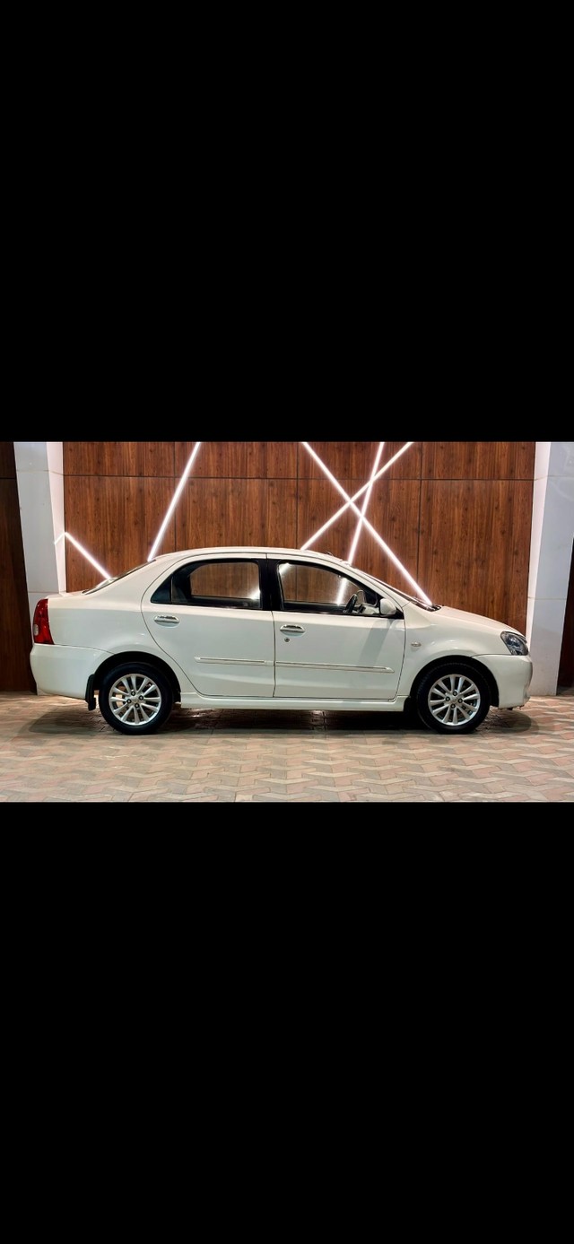 Second-hand 2011 Toyota Etios VXD for sale in Madurai-3