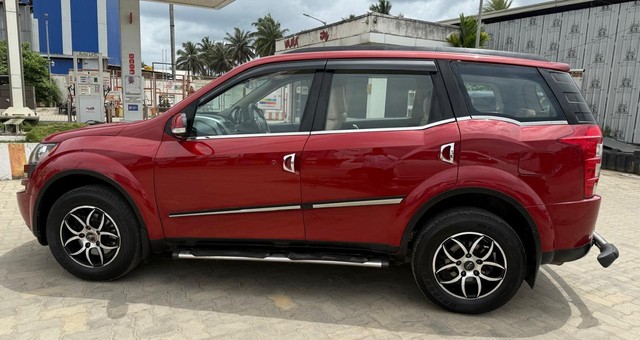 Second-hand 2012 Mahindra XUV500 1.99 FWD W8 for sale in Shimoga-3