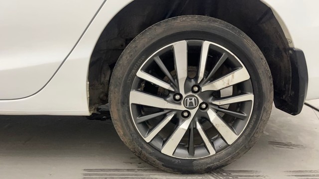 Second-hand 2022 Honda City ZX MT for sale in Hyderabad-19